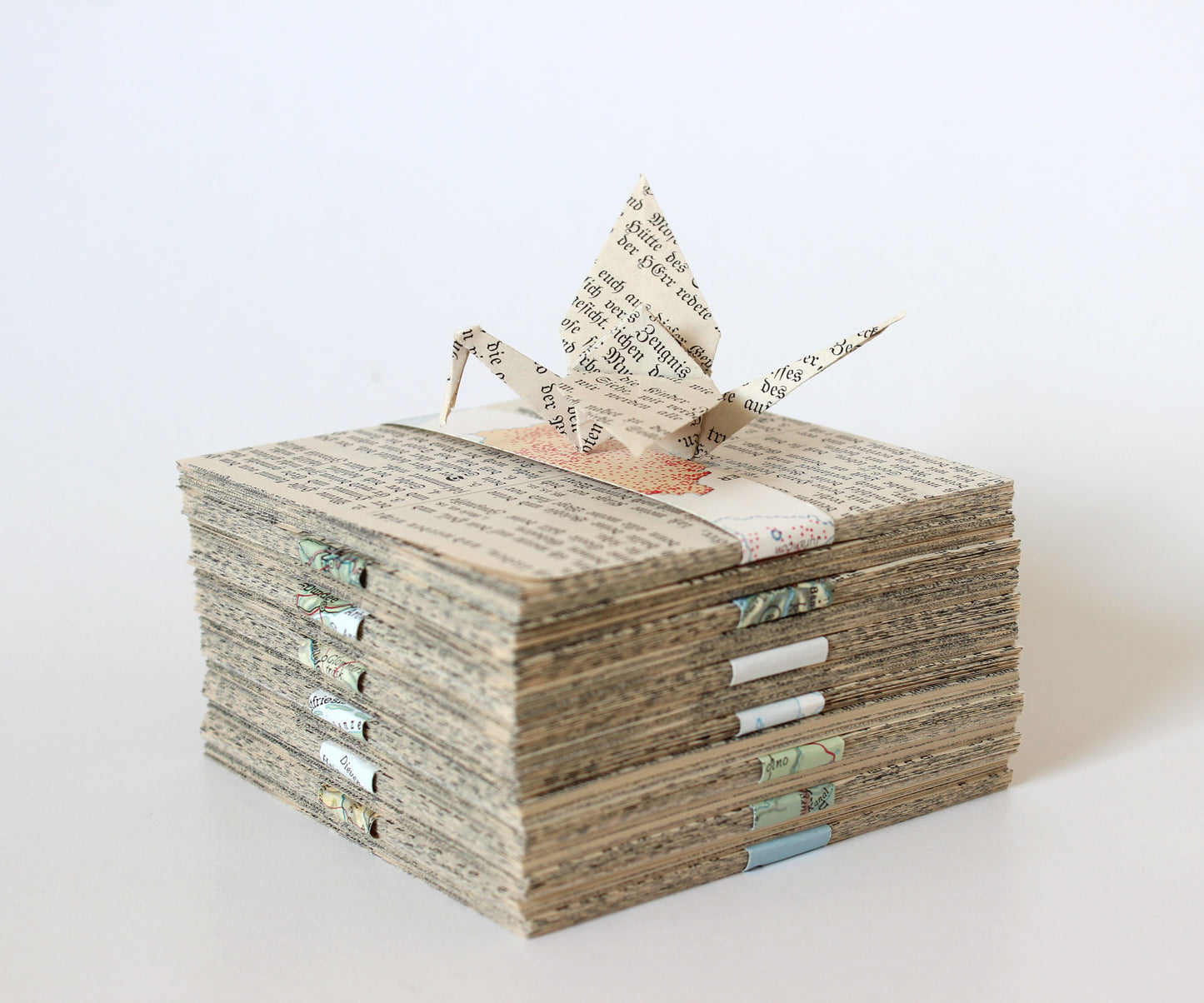 10x10cm Bible Pages Origami Paper, 50 Sheets